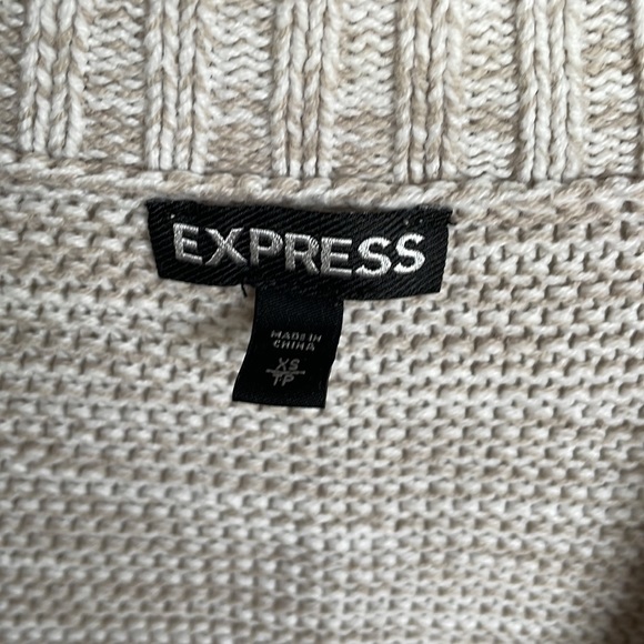 Express size XS Cardigan with pockets - Picture 3 of 4